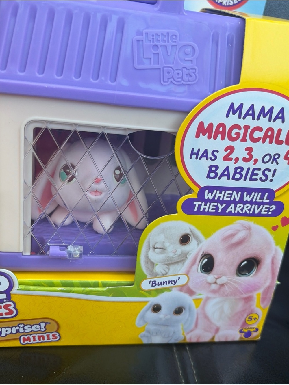 Little live Pets Mama Surprise Mini Playset - Bunny - Picture 2 of 10
